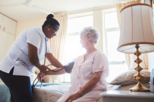 live-in care help seniors recover